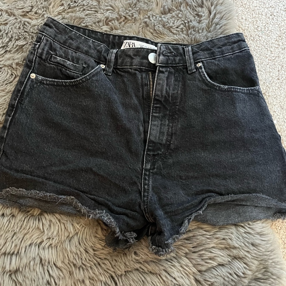zara black denim shorts